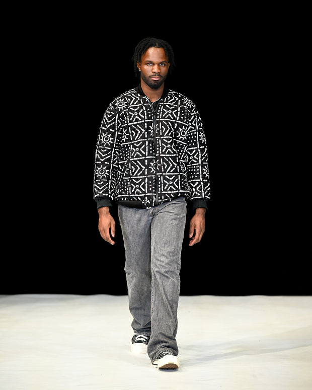Men’s Mudcloth-Inspired Puffy Bomber Jacket – Black & White